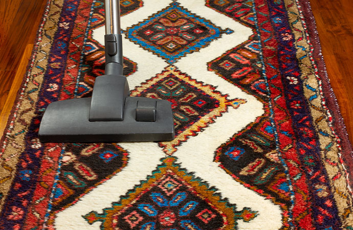 4 Things That Could Go Wrong When Cleaning a Rug