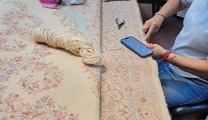 Professional repairing jute rug