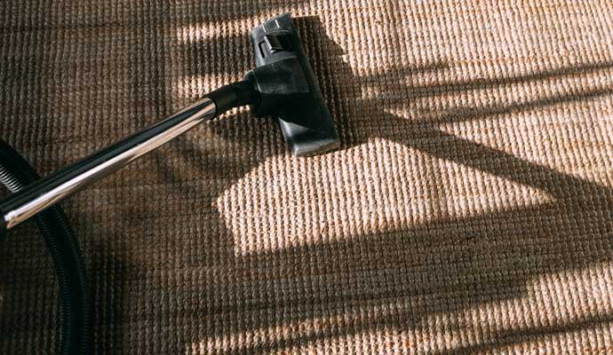 Professional cleaning of jute rug